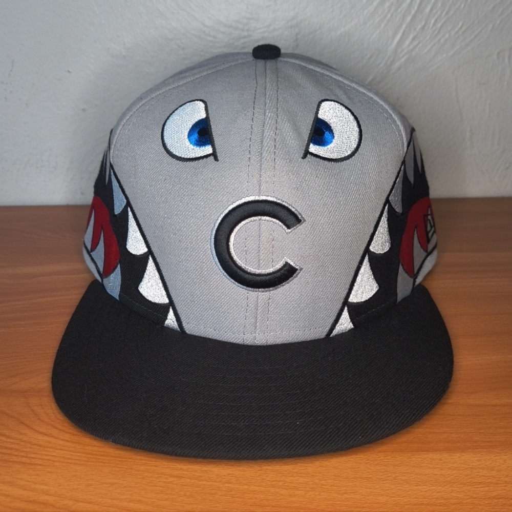 MLB Chicago White Sox Shark 59 Fifty Fitted 7 5/8 Cap Hat